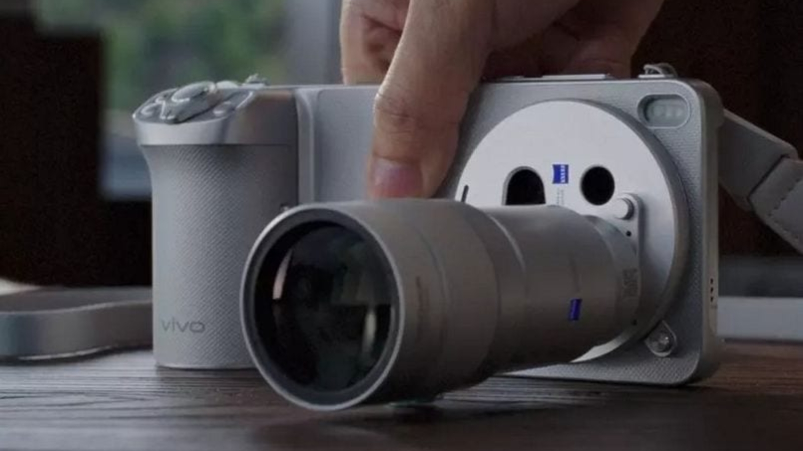 vivo-x300-ultra-200-cad4b4b6